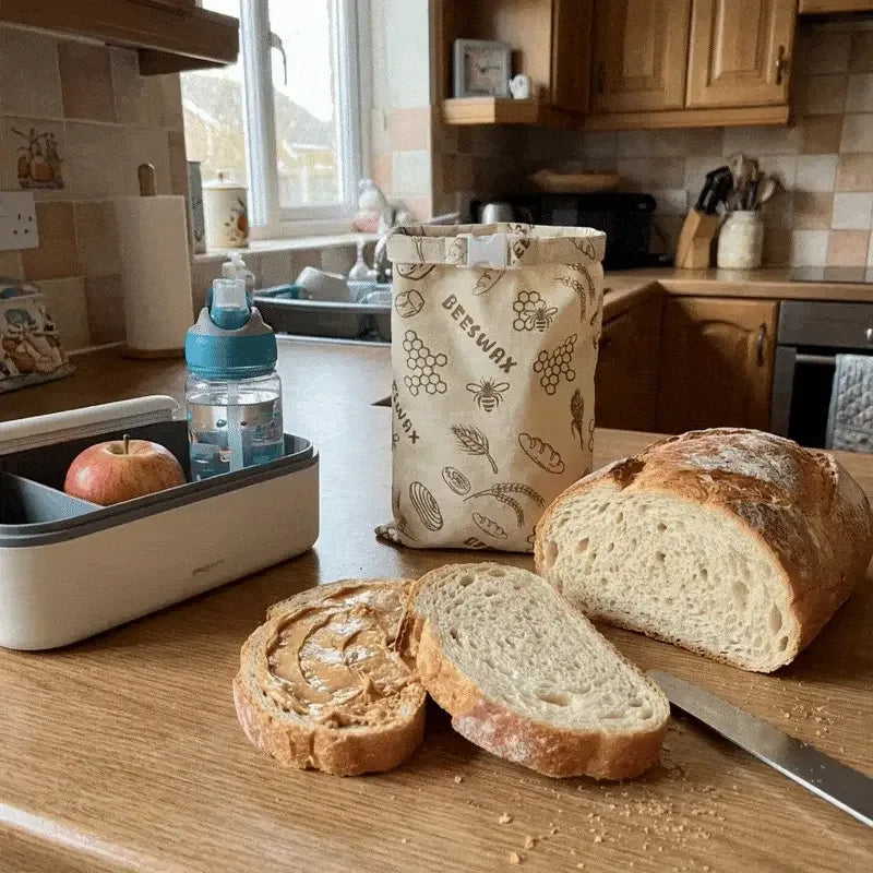 Layered Bread Slicer with Serrated Blade for Baking